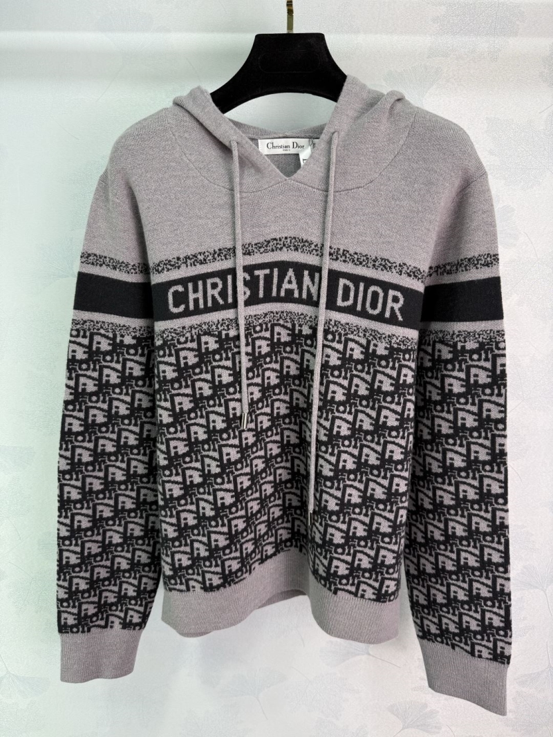 chr1st1an D10r sweaters